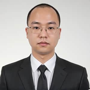 吕琛