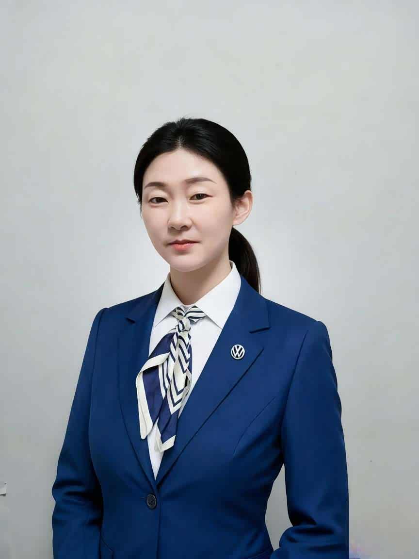李霞新