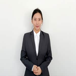 石卓然