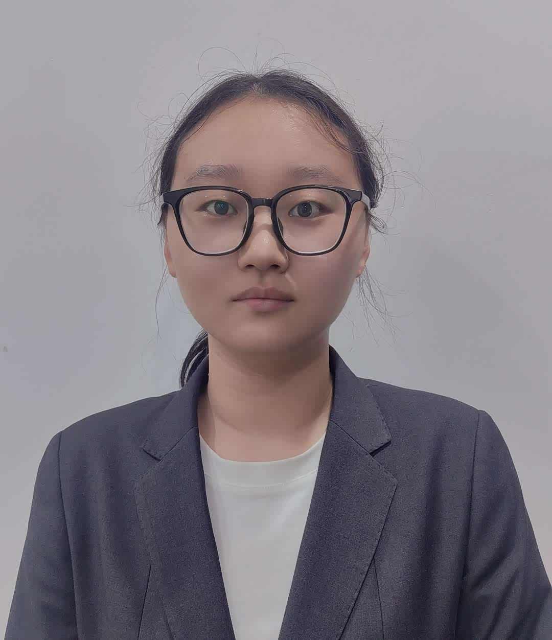 李晨钰