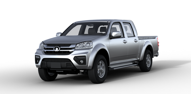 有良好的通过性和适应性,更因为"天生带斗"而成为可载人可拉货的致