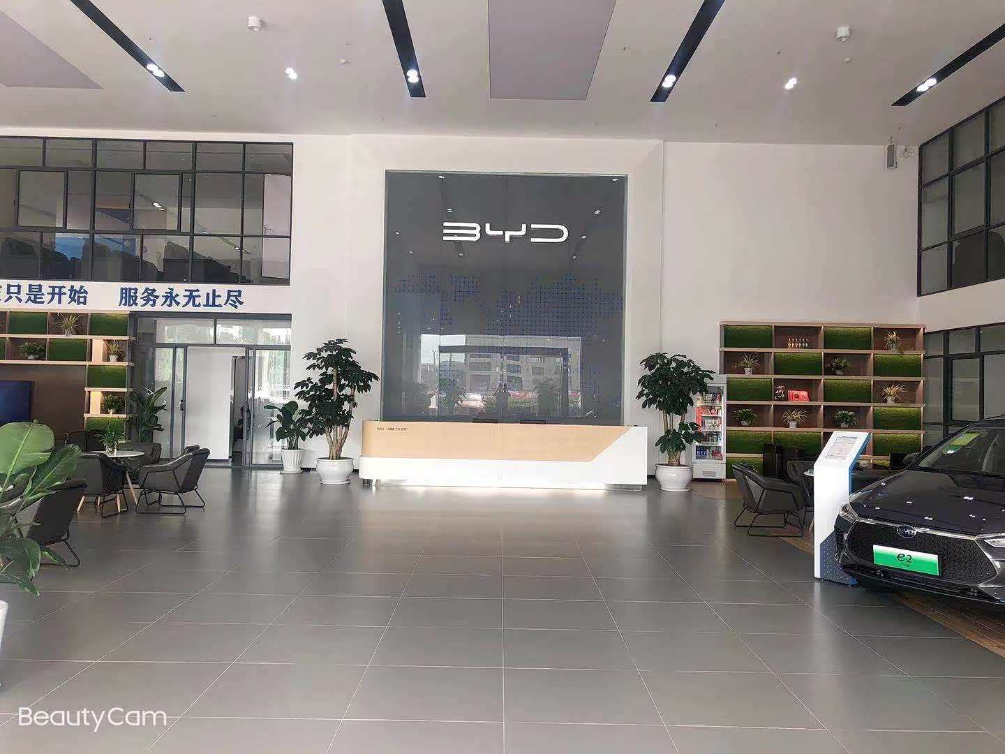 新车展示区