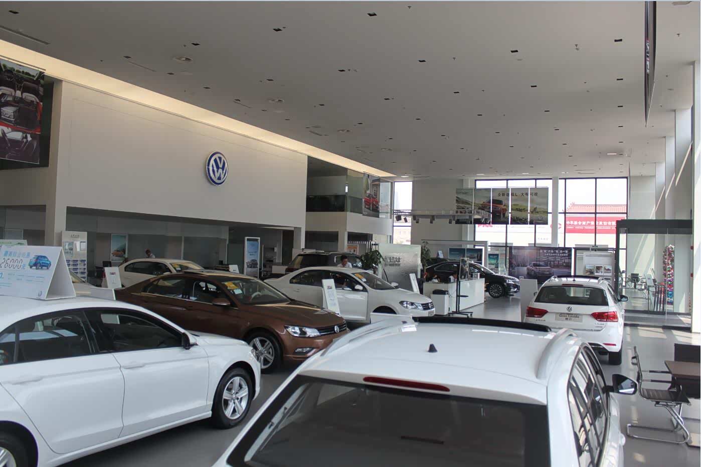 新车展示区