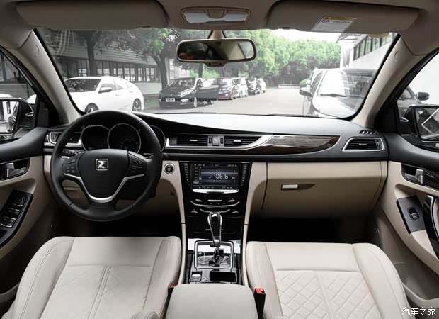 首页 经销商信息 > 正文 内饰  众泰近年来的内饰设计均以豪华为卖点