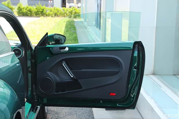 汽车之家|大众新款2017 甲壳虫翡冷翠版到店实拍|汽车|原创|汽车报价