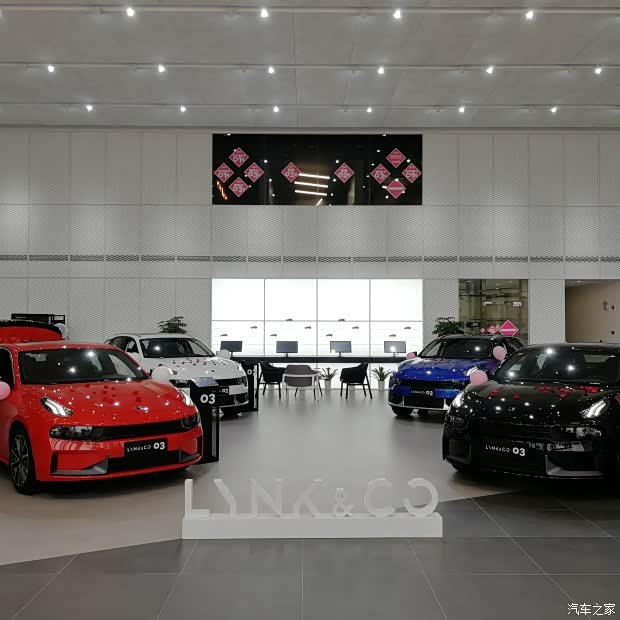 新车展示区