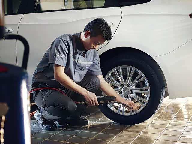 武汉三环海通别克 维修间