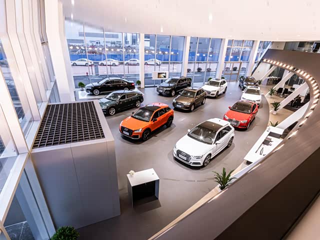 新车展示区