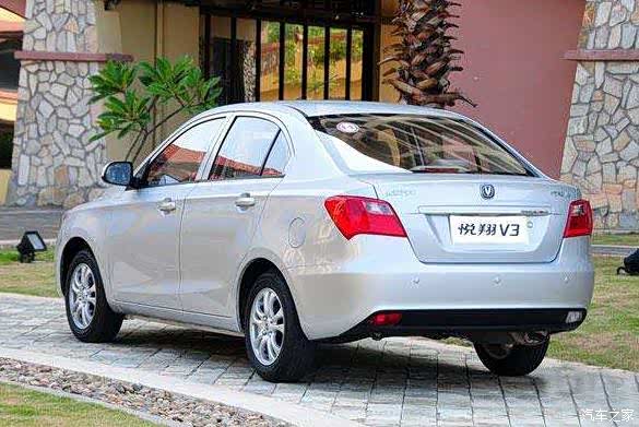 【4万选悦翔V3 超高性价比!这不是开玩笑_长安