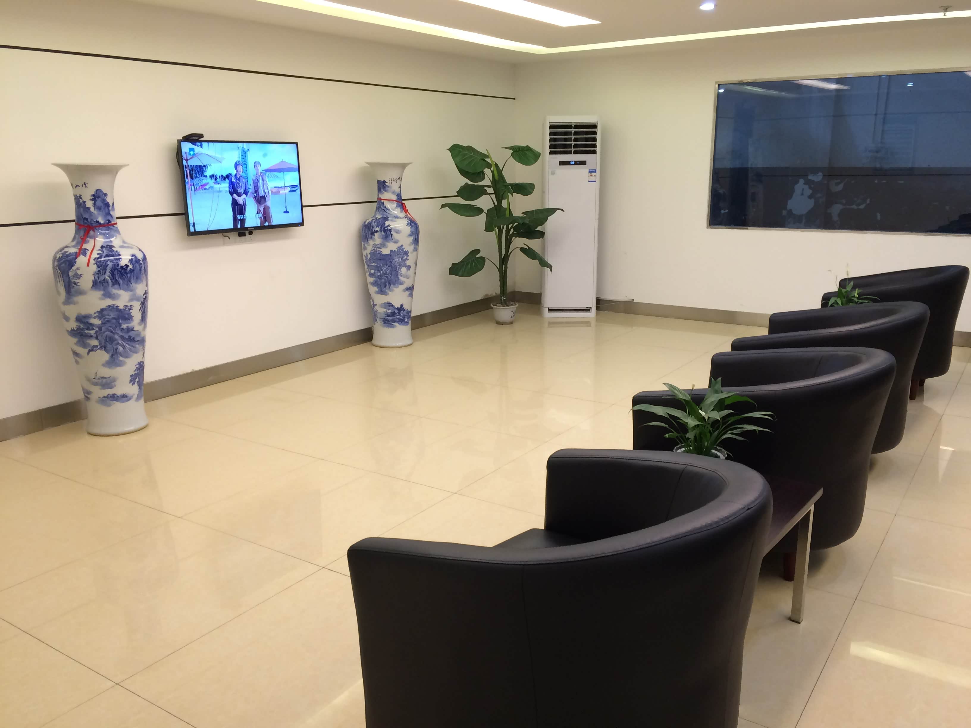 宜宾吉利超市 休息区