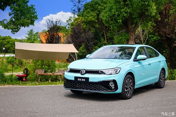 上汽大众朗逸新锐上市十万级家轿破局者