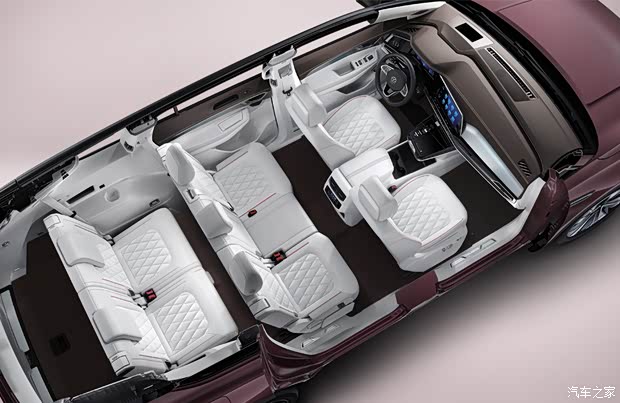 揽境店内现车销售