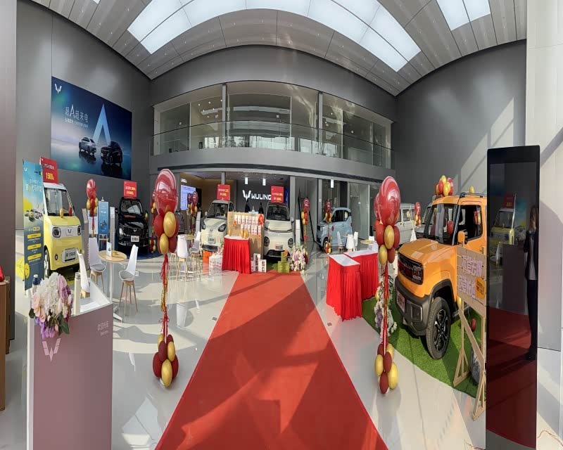 新车展示区