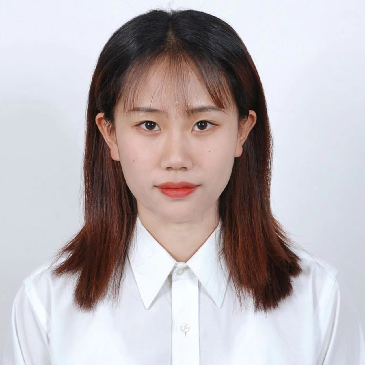 黄馨莹汽车之家认证所属品牌:大众最近服务客户:0个所属商家:柏威年id