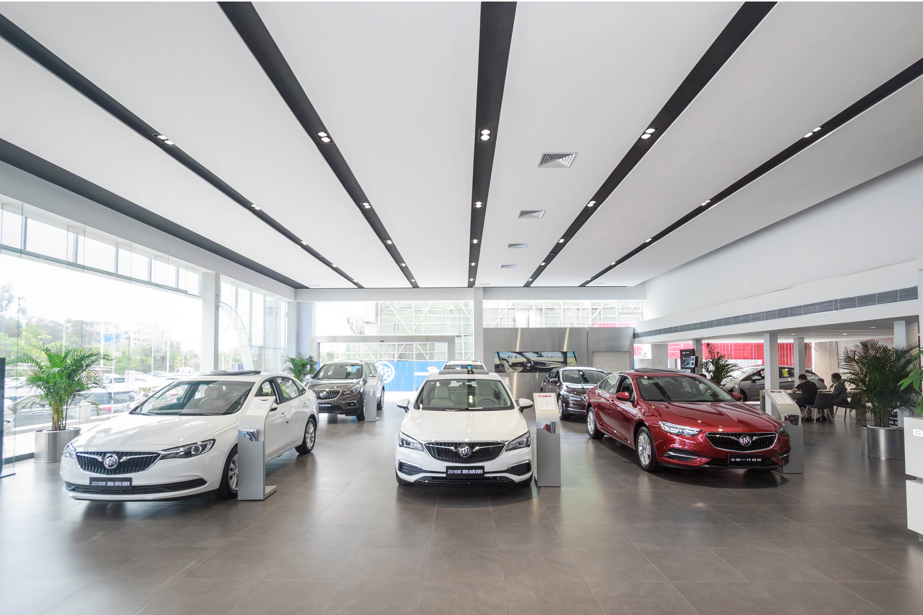 新车展示区