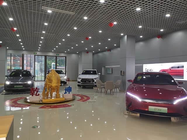 新车展示区