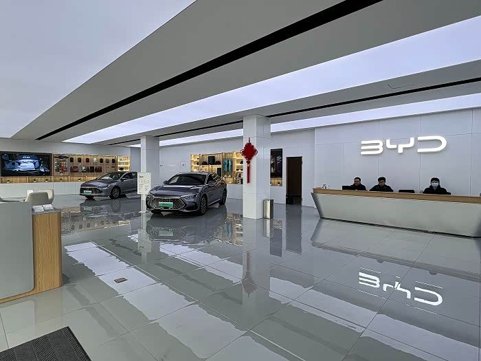 新车展示区