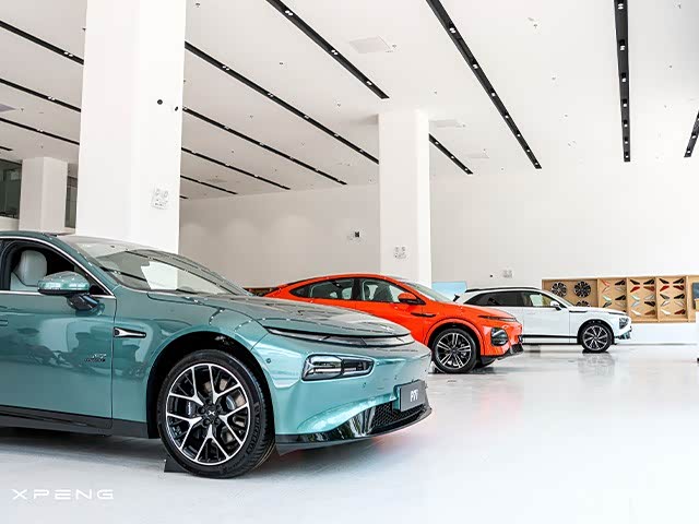 新车展示区