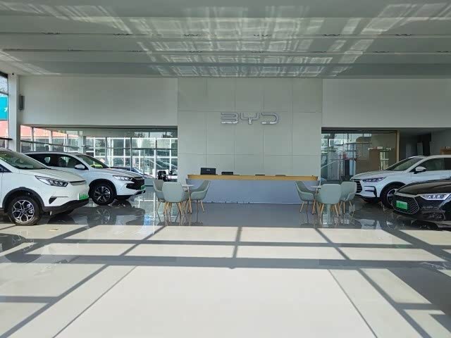 新车展示区