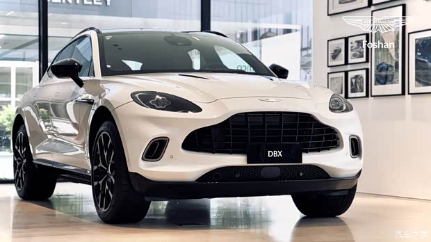 【阿斯顿·马丁dbx热销中 售价196.