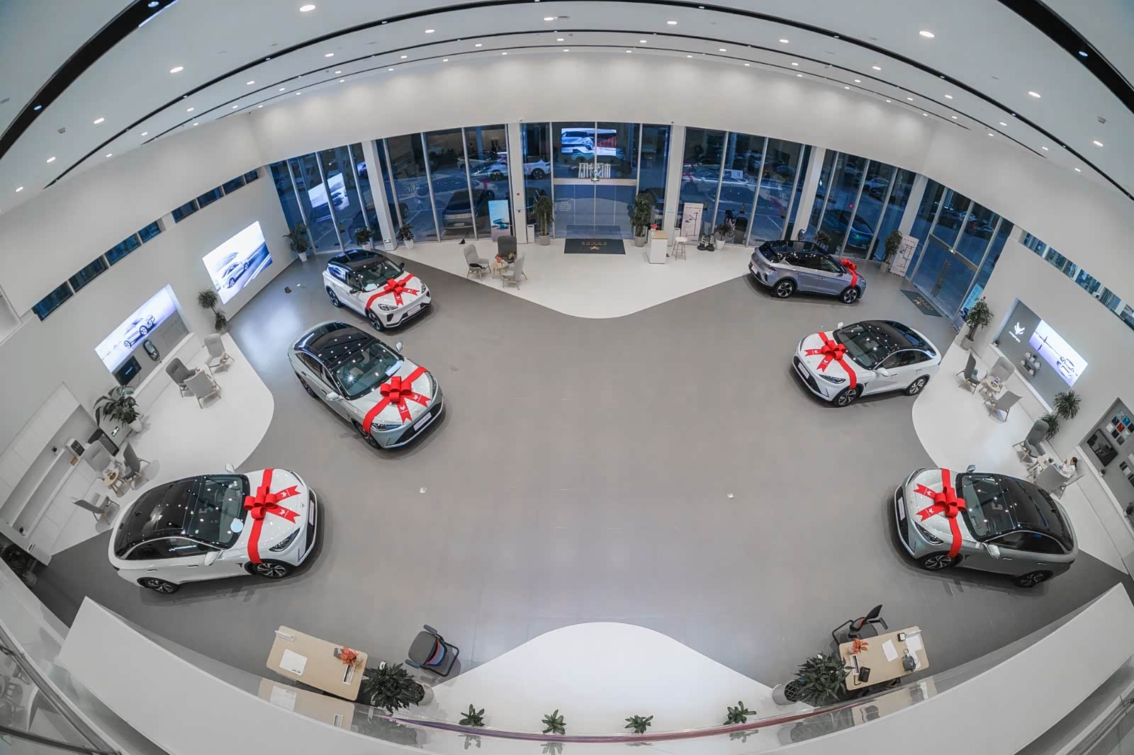 新车展示区
