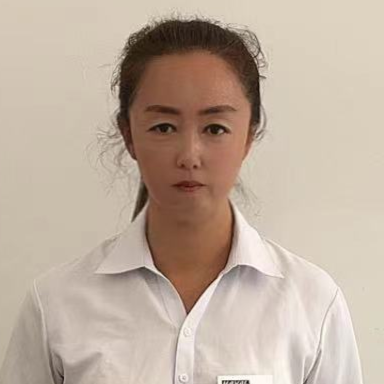 李伟
