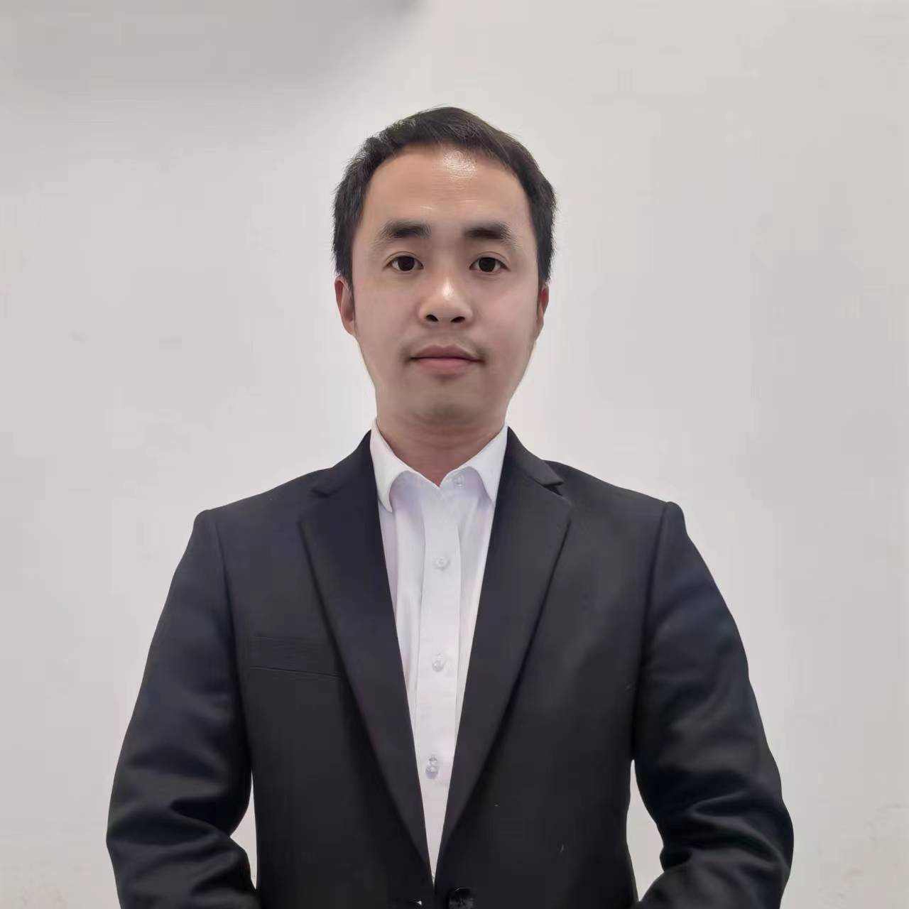 徐明明