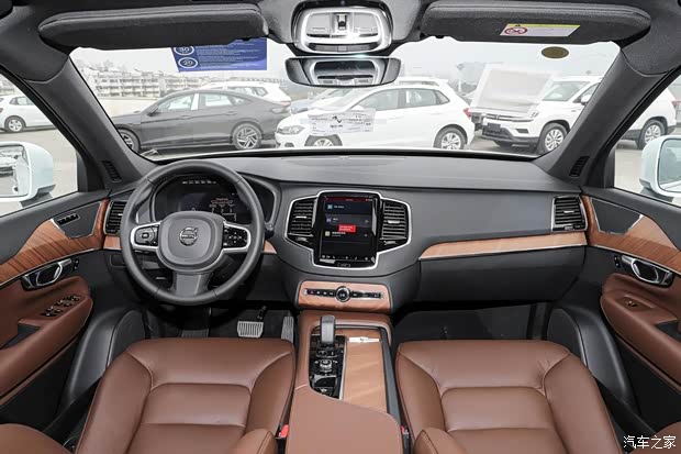 当前位置:>太原>太原市区沃尔沃店沃之杰>新闻资讯>进入xc90的内饰
