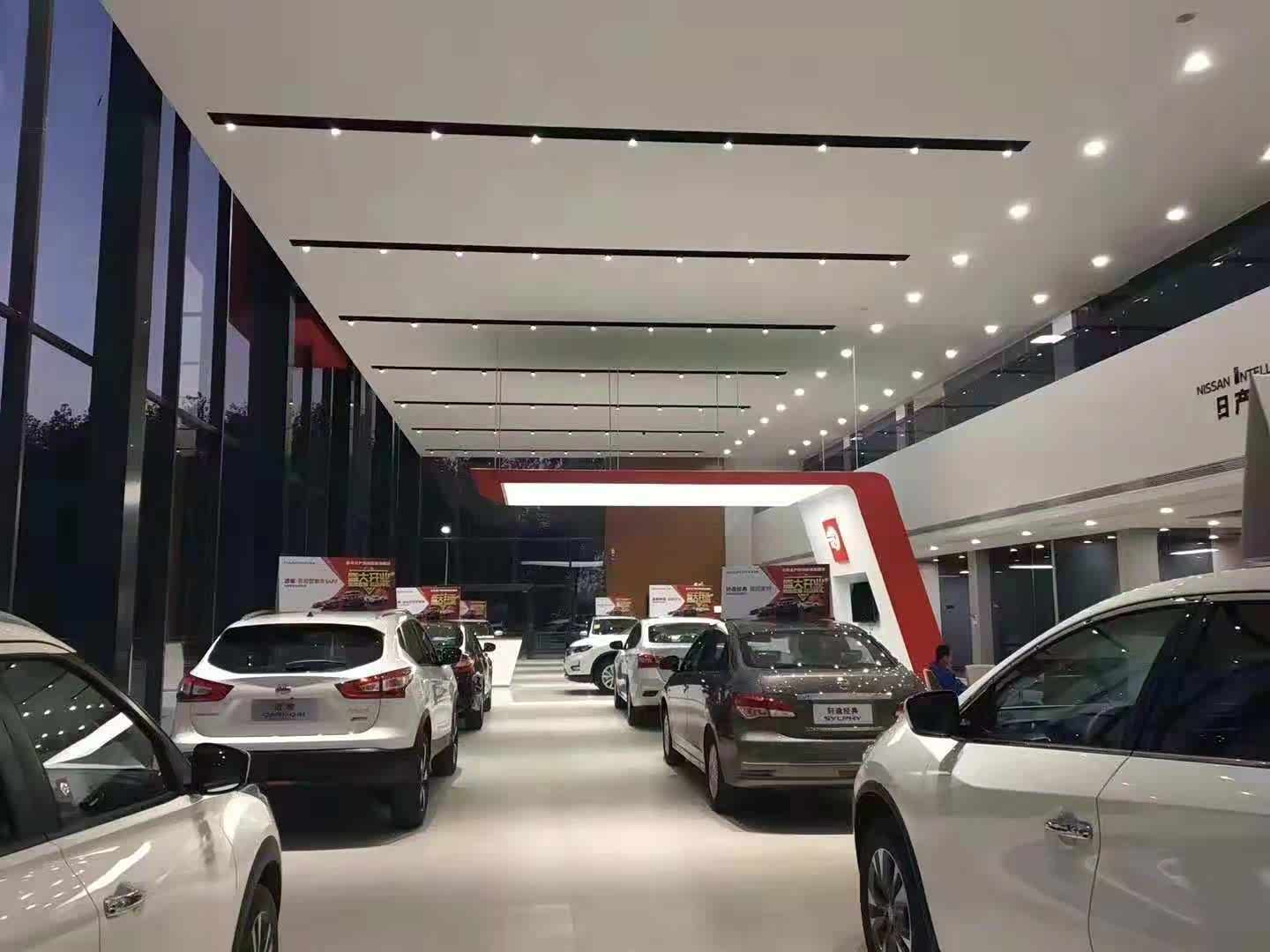 新车展示区