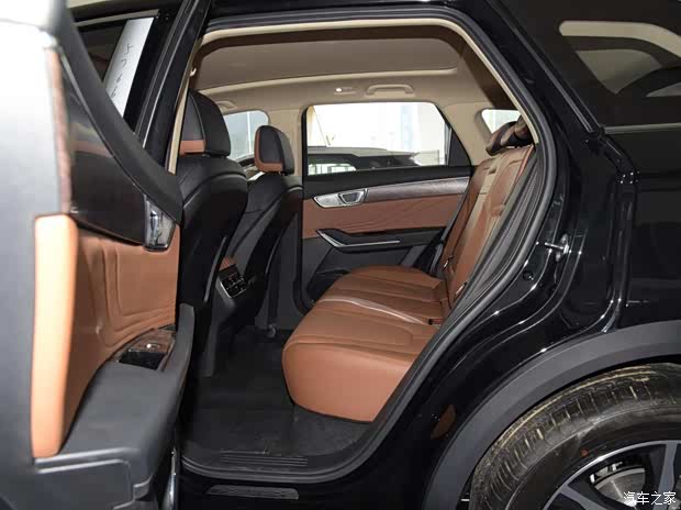 【用实力说话 奔腾t99凭什么成为家庭出行的首选suv_驻马店博远一汽