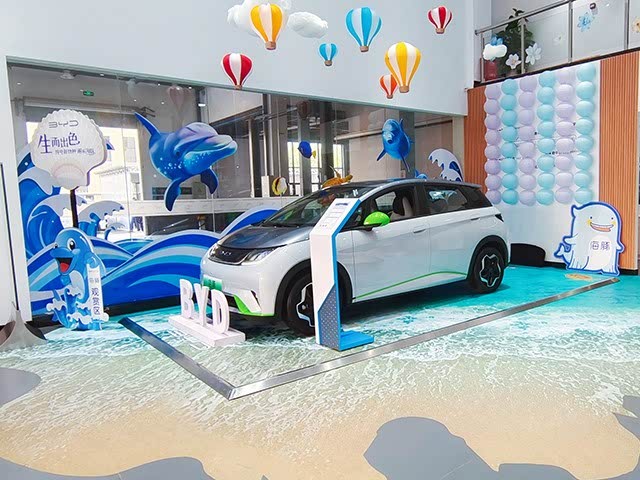 新车展示区