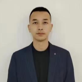 万佳兴