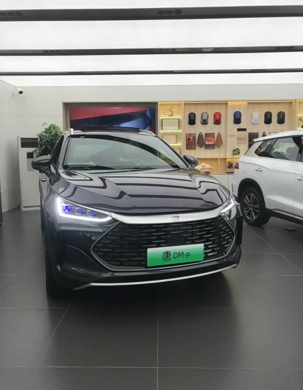 新车展示区
