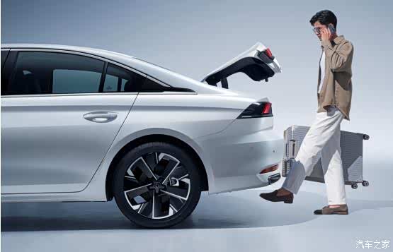 旗舰进化重燃你的驭望东风标致508l改款上市全系标配18t8at