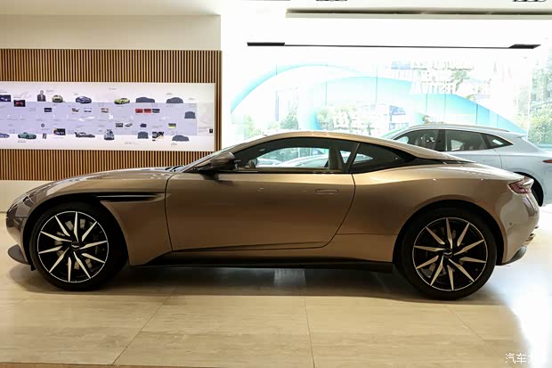 阿斯顿马丁db112358万起可试驾