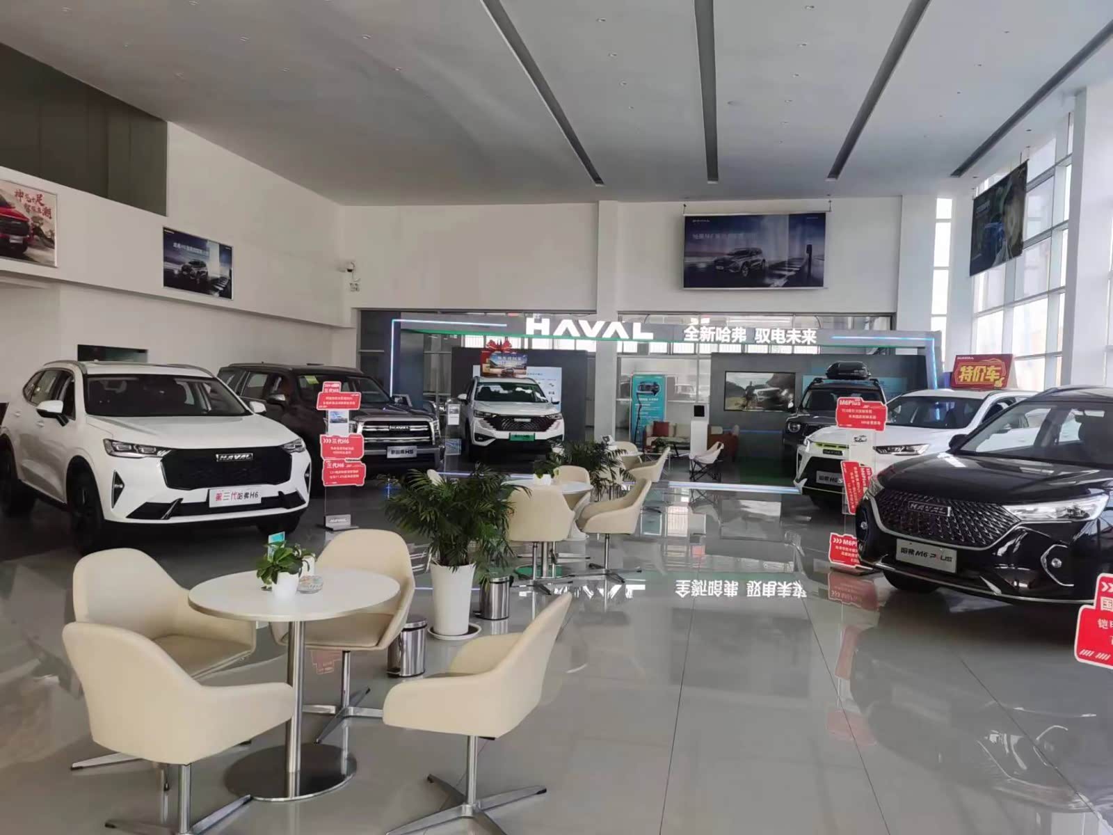 新车展示区