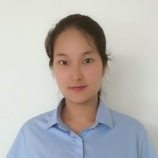 李俏