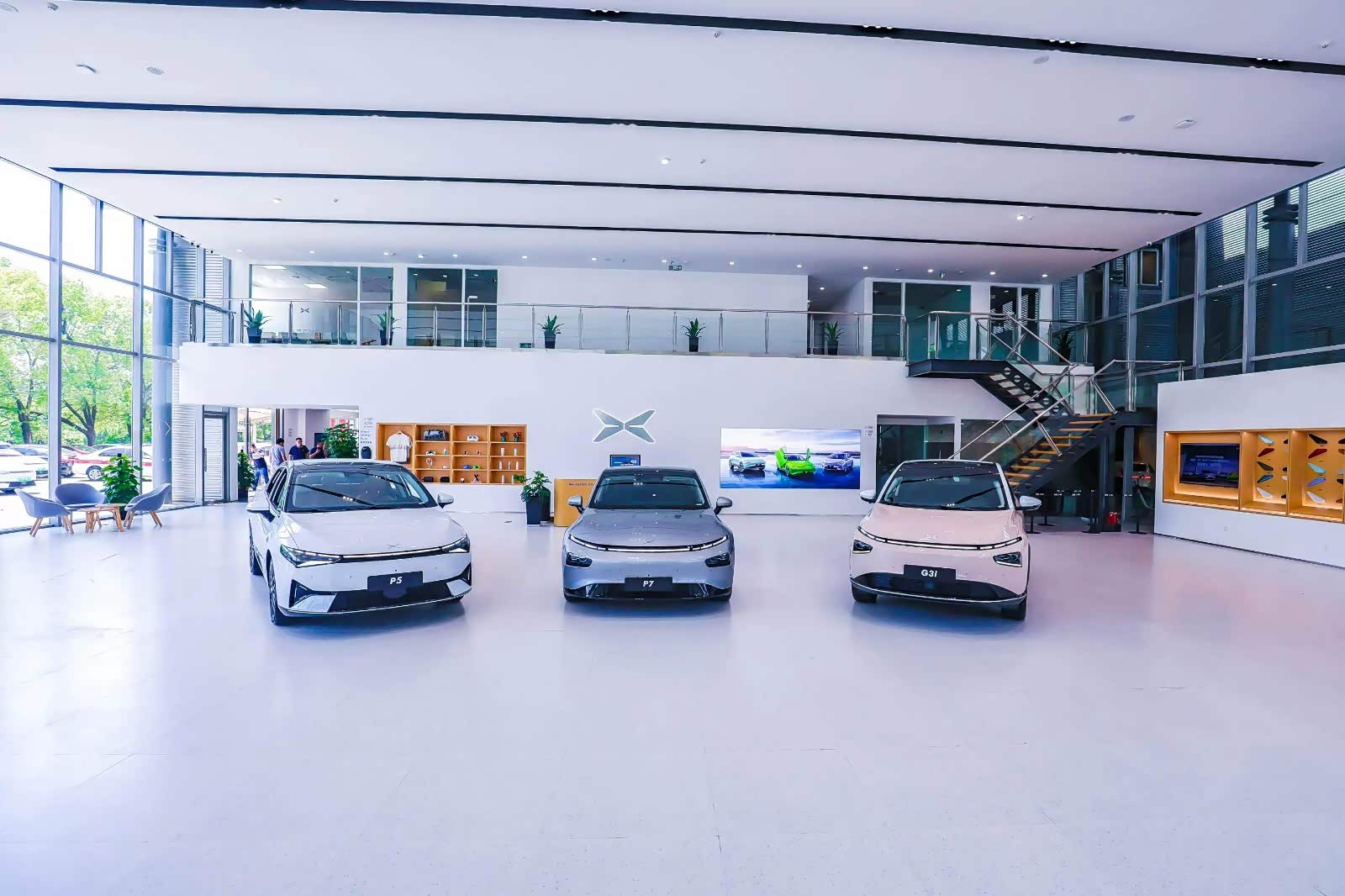 新车展示区