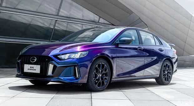 影豹颜值配置皆佳国产轿跑美誉实至名归