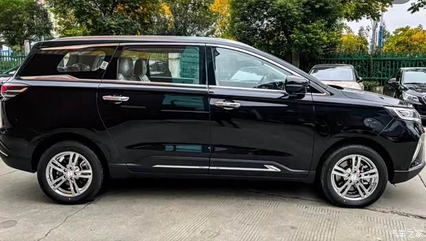 mpv里的纯电优质选择车型大运远志m1