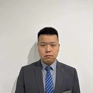 董鹏