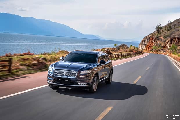 7t v6 尊雅版打卡公路 详询:4009973401_汽车之家