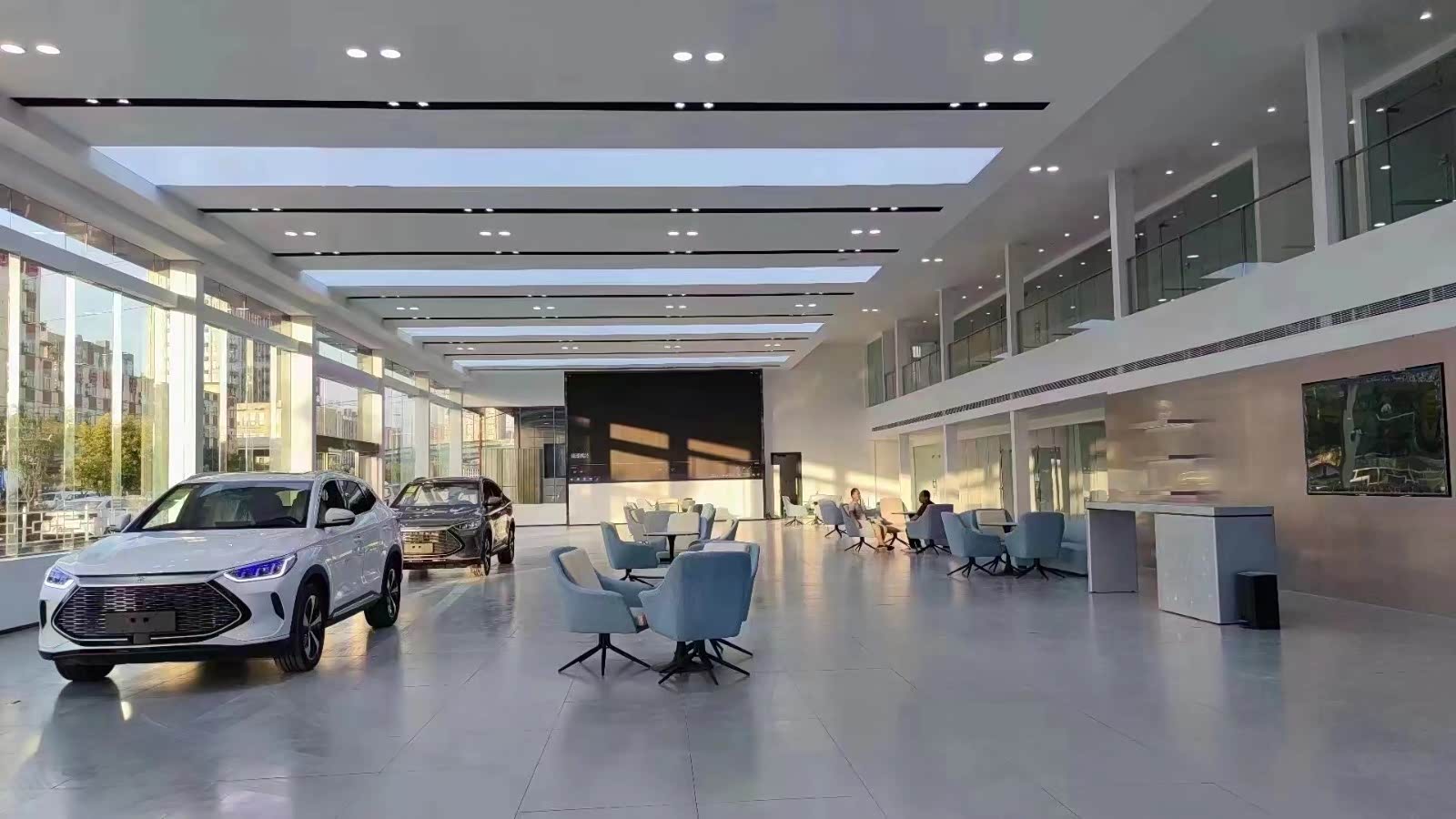 新车展示区