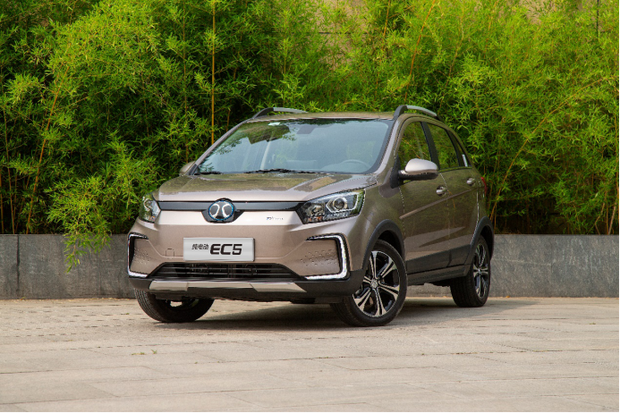 【图】高颜值 黑科技 北汽新能源ec5郑州上市_汽车之家