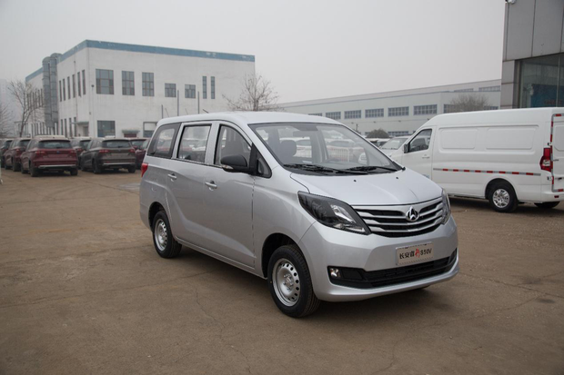 短途物流新一代"神车"—长安睿行s50v