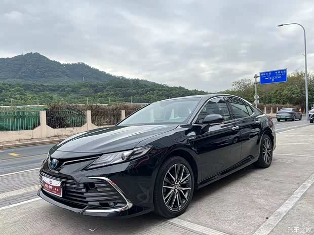 【图】凯美瑞双擎2.5豪华版只需16.