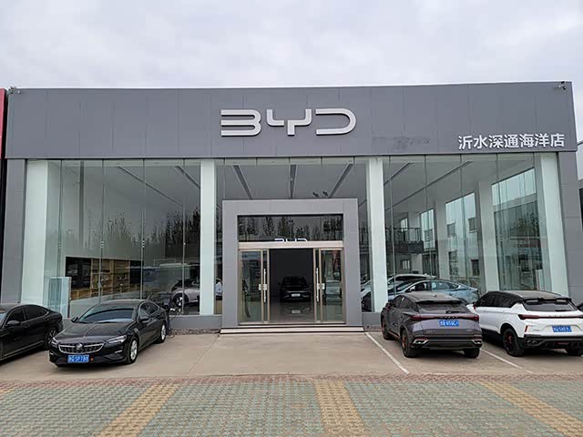 新车展示区