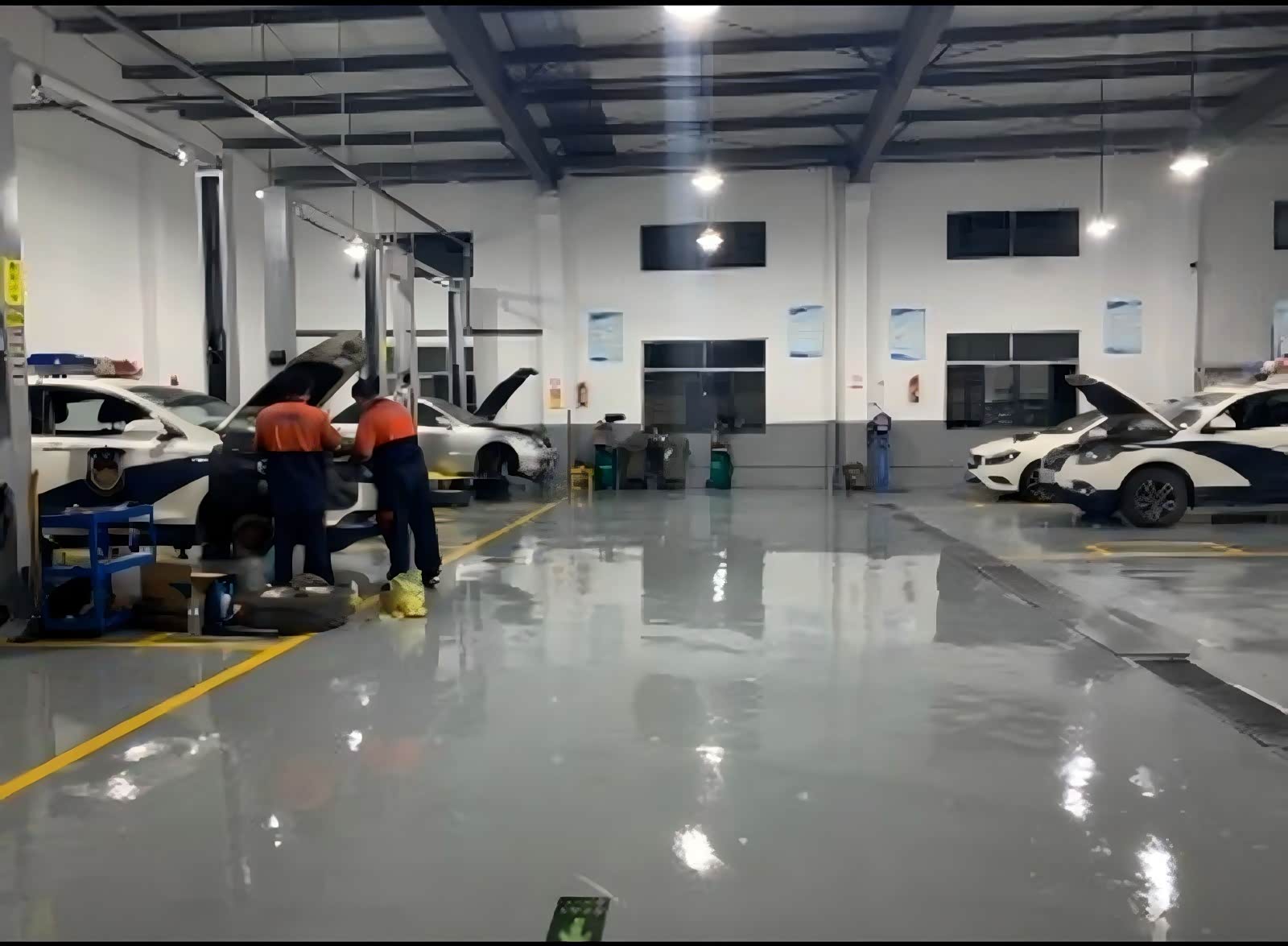 吉利汽车杭州盈众4s店