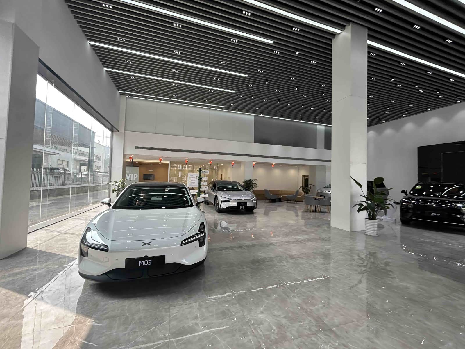 新车展示区