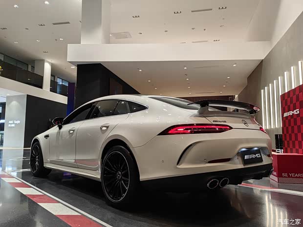 尽现锋芒梅赛德斯amggt50四门跑车